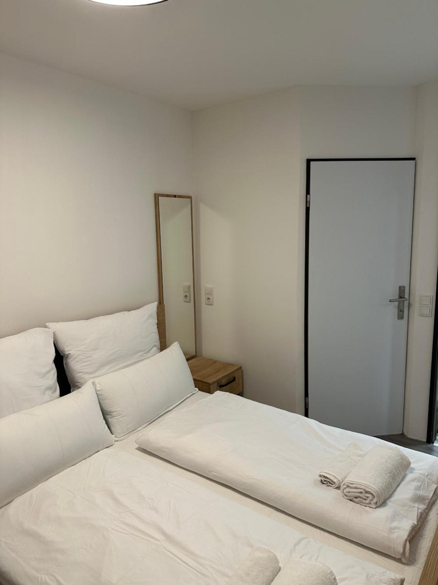 Sidi Doppelzimmer 1 Ерфурт Екстериор снимка