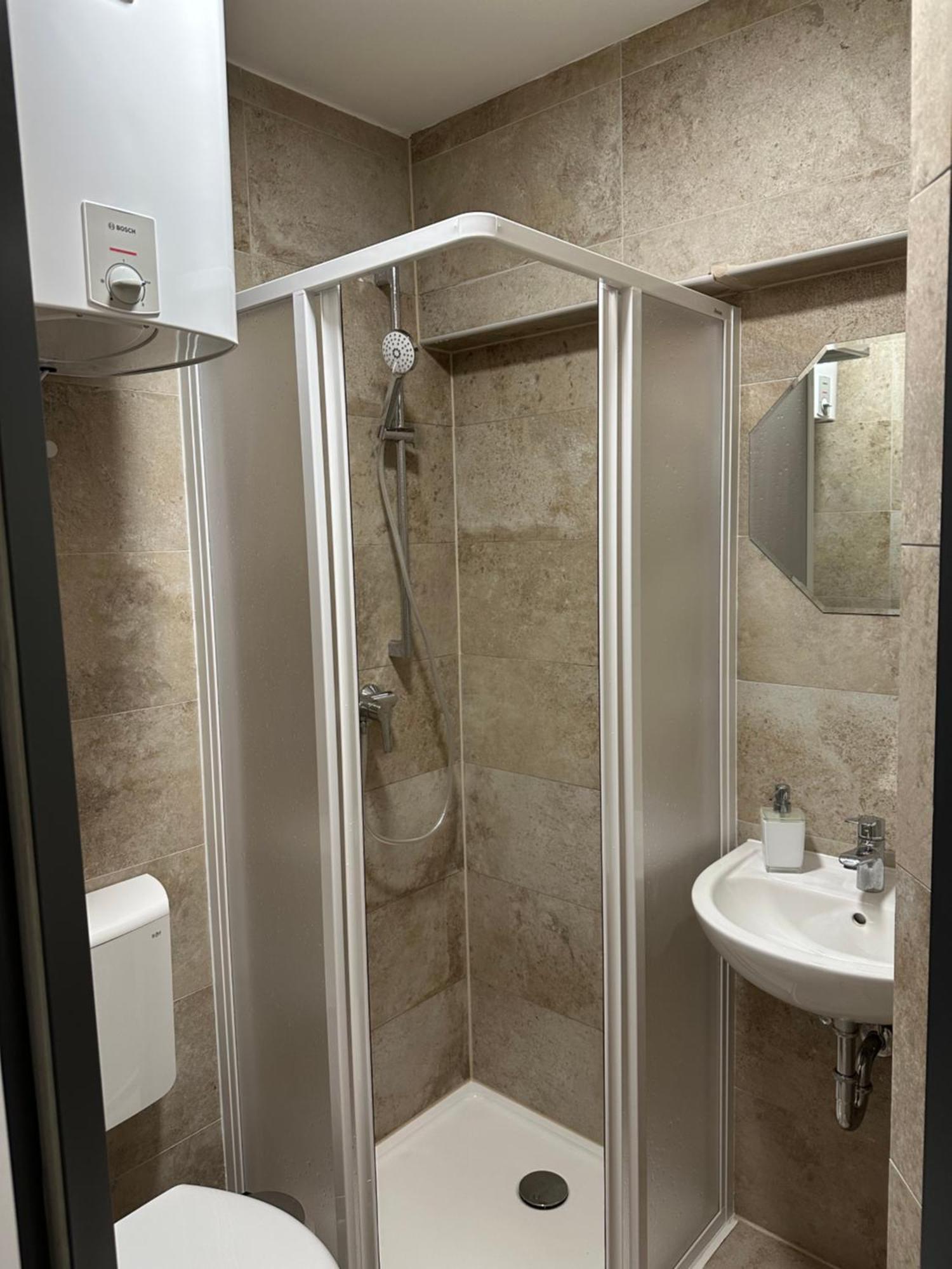 Sidi Doppelzimmer 1 Ерфурт Екстериор снимка